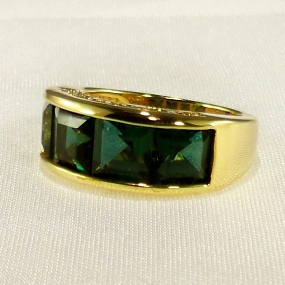 New Vintage R C by Adrienne Emerald Green Cubic Zirconias, Gold Ring - Picture 3 of 12